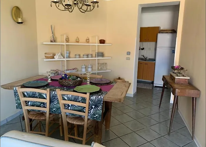 Nonna Maria Restaurant * La Marinella